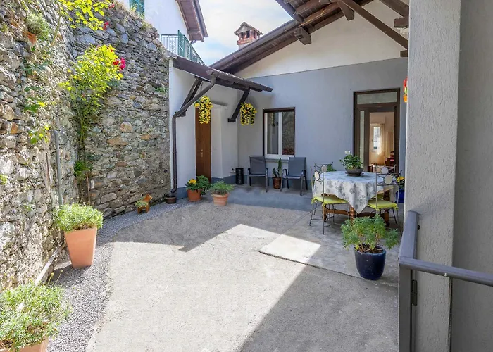 Giardino Del Convento Holiday home Domaso